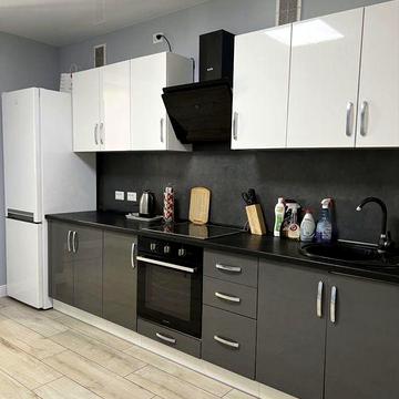 Аренда м. Защитников жк Искринский, Конный рынок