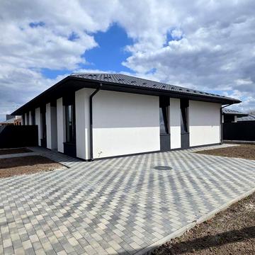 Продам дуплекс в с. Тарасове 95м2. Від Власника