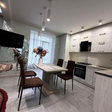 Оренда 4 км вул Мельника 10