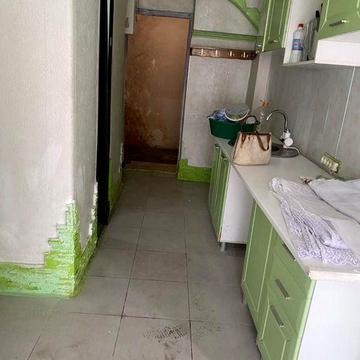 Продам 2- х кониатную Польсккя  /Греческая