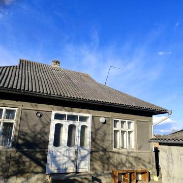 Продам будинок під Чернівцями м. Новоселиця