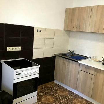 Ярослава Гашека бульв., 20