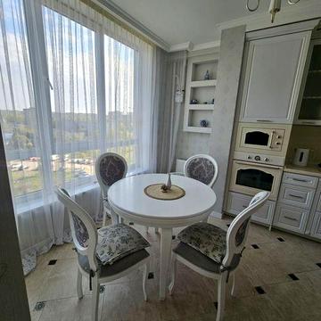 Власник.Оренда 2х кімнатної просторої квартири.Франківський район.