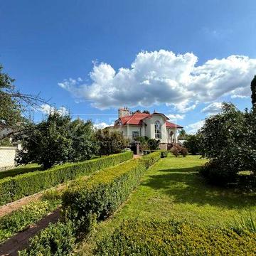 Продаж будинку ВИШЕНЬКИ КМ ЗОЛОЧЕ 22 сотки з власним озером
