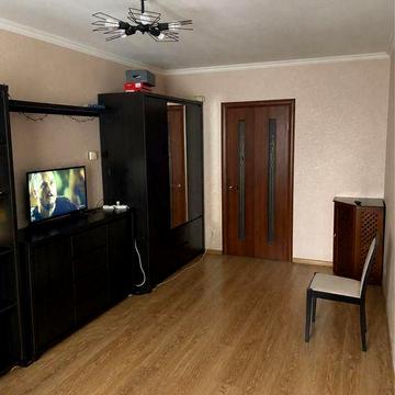 Продам квартиру з ремонтом . Без комісії. Документам більше 3 років