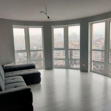 2 к велика квартира,  Новомостицька, 15 ЖК Новомостицький