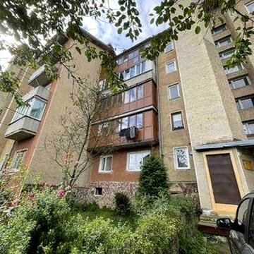 Продаж квартири  ДОК