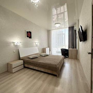 Сдам длительно с летом Аркадия 19 Жемчужина французский бульвар 8 этаж, жиаотные