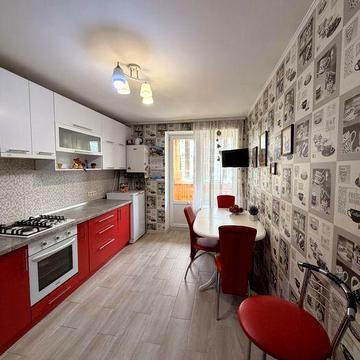 В продажі 2-х кімнатна квартира   ЮТ