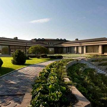 Оренда будинку 700 м Козин Велика дамба територія 1 га Басейн