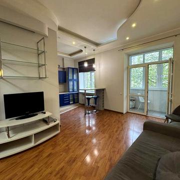 Без комісіі ! Велика Васильківська, 52 , Олімпійська , центр