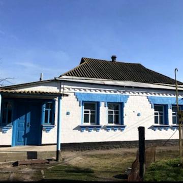 Продам будинок в с. Паришків