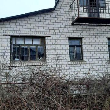 Продам будинок і гараж село Лишня Фастівського району Київської област