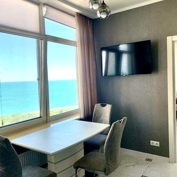 Сдам на летние месяцы  видовую квартиру в Аркадии, , Каманина