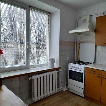 Здається 2-кімнатна квартира на вул. Володимира Івасюка, 14