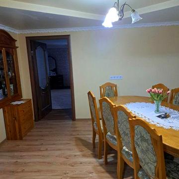 Будинку,тут лиш жити треба