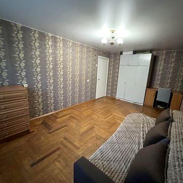 Здам 1 кім район Автовокзалу. Меблі та техніка присутні