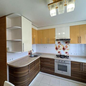 Оренда 2х кімнатної квартири на Крошні