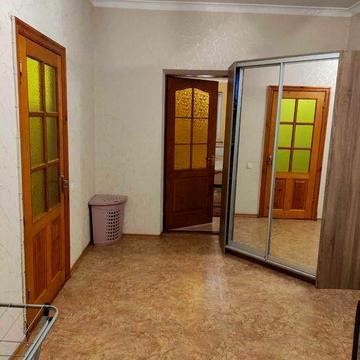 Сдам 2-х ком, все удобства.