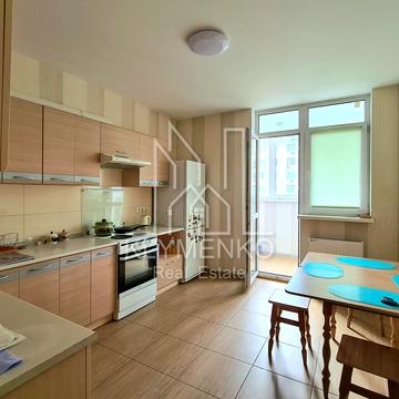 Воскресенська вул., 16-Б