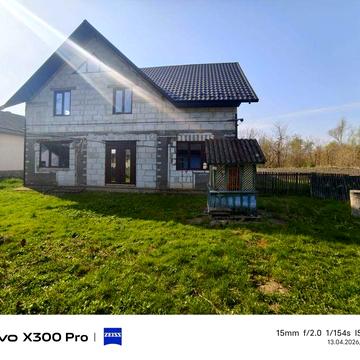 Будинок + 37 соток біля річки, с. Брусниця (Чернівецька обл.)