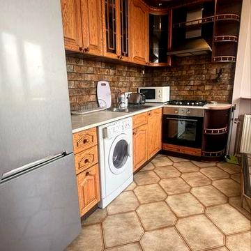 Здається 3-кімнатна квартира на Русанівській набережній, 6.