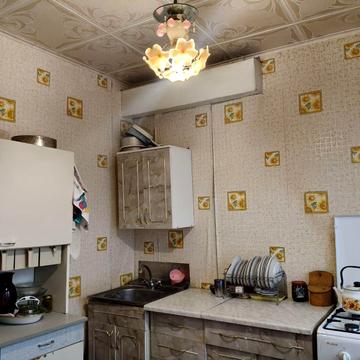 Михайла Комарова вул. (Тархова), 5