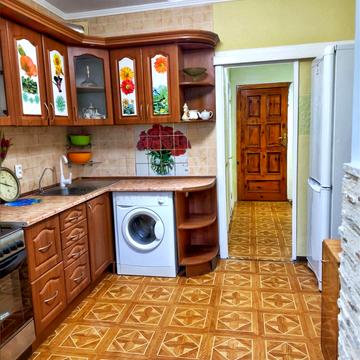 5-й Зарічний мікрорайон , 42