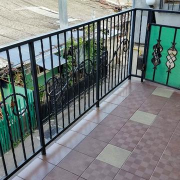 Олексіївська пл., 9