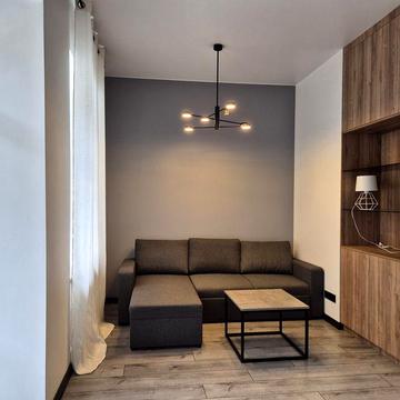 Оренда 2к квартира 55квм Бессарабська площа 7А