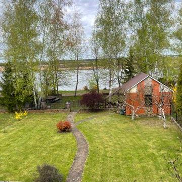 Дім, дача, будинок на березі Дніпра.