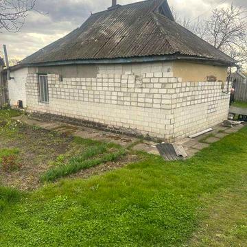 Будинок і 20 соток в продажу