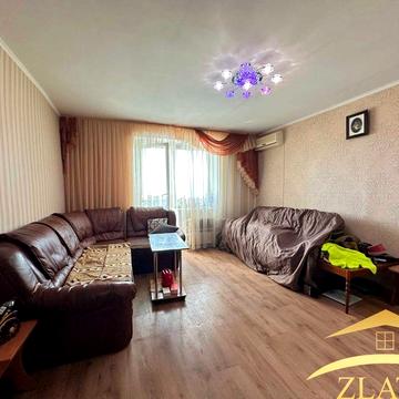 Продаж 1-к квартири на Пісках