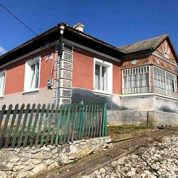 Будинок у селі Соборне за 15 км від Тернополя