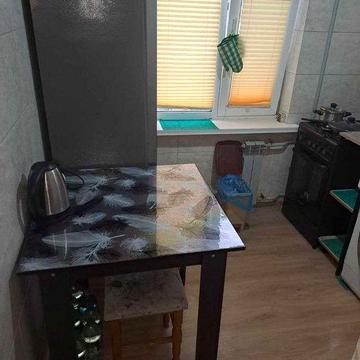Сдам трьохкімнатну квартиру вул Івана Дзюби 12