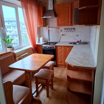 Здам 2-квартиру вул.Мілютенка 9а Метро Лісова Чернігівська пішки 15 хвилин.