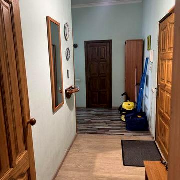 Оренда 2 кімнатної квартири на вул. Єреванська 5