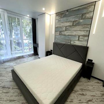 Оренда Біля Парку , вул Національної Гвардії. Торг