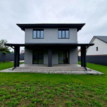 Продам будинок Центральна частина Бучі!