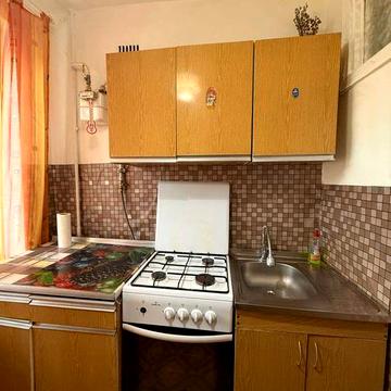 Здаєтся в оренду 1 кімнатна квартира, вул Довженка  / актуально !