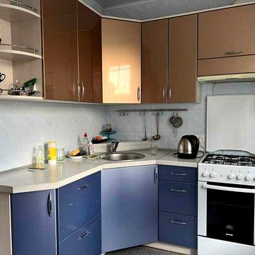 Сдам 2-х комнатную квартиру на Левом берегу, 5 микр. ,без посредников.