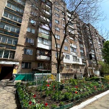 2 кім. квартира біля Обласної лікарні в Одесі. Можно по програмам!