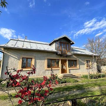 Будинок у затишному місці 108 к.м