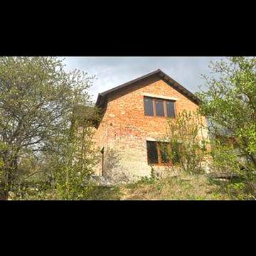 Продаж будинку з двома ділянками