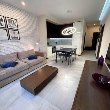 Андрія Верхогляда вул. (Михайла Драгомирова), 17