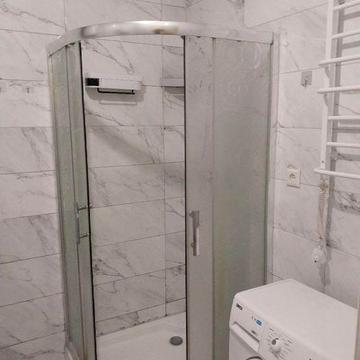 Сдам квартиру на Боровского ,ЖК ЗОЛОТЫЕ СТОЛБЫ,свет есть всегда