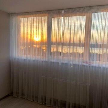 Від ВЛАСНИКА. Здам двох кімнатну квартиру з виглядом на озеро.