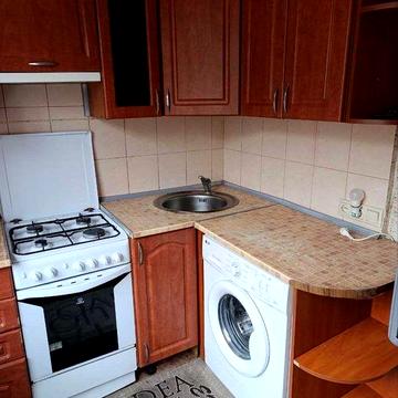 сдаю свою 3 комнатную квартиру на Космосе