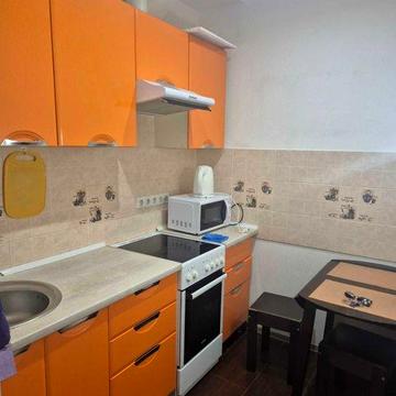 Сдам 2.к.кв Алексеевка можно военным и ребенком