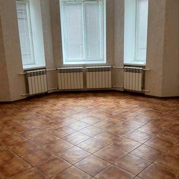 -Продам 2 кім.кв. зуп.Козацька 84 м.кв